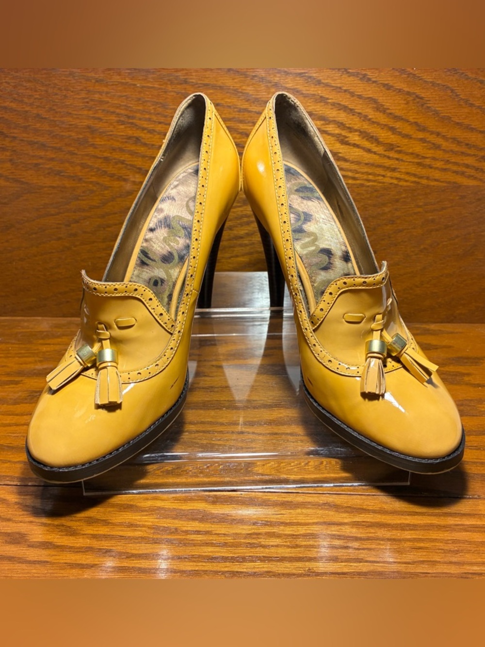 Sam Edelman Tan Patent Leather Tasseled Heeled Loafers Size 9 - Picture 2 of 15